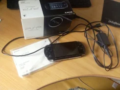 Sony PlayStation Portable 3000 ����