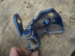 Крепление двери. Mazda Demio, DW, DW3W, DW5W Ford Festiva, DW3WF, DW5WF