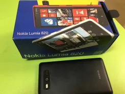 Nokia Lumia 820. �/� ����