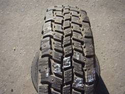 Michelin X Radial. Зимние, шипованные, износ: 5%, 2 шт