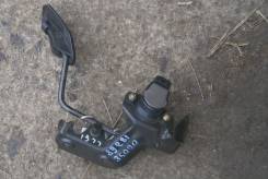 Концевик под педаль тормоза. Toyota Ipsum, ACM21, ACM26W, ACM26, ACM21W Двигатель 2AZFE
