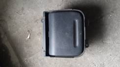 Подстаканник. Nissan Laurel, GC35, GNC35, HC35, SC35, GCC35