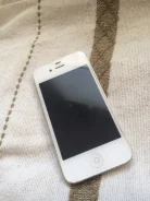 Apple iPhone 4s. �/�