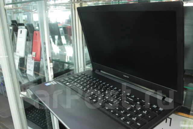 DEXP Aquilon. 15.6", 2,2����, ��� 2048 ��, ���� 500���, WiFi: 1, Bluetooth: 1, ����������� �� 3��. ����