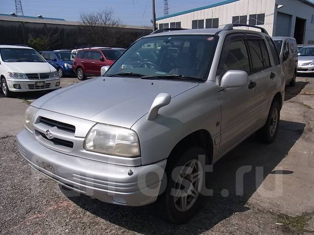 Suzuki escudo td52w