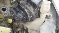 Бачок стеклоомывателя. Nissan Largo, VNW30, W30, VW30, NW30 Двигатели: KA24DE, CD20TI