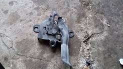 Замок капота. Toyota Premio, AZT240, NZT240, ZZT240, ZZT245 Toyota Allion, AZT240, NZT240, ZZT240, ZZT245 Двигатели: 1AZFSE, 1NZFE, 1ZZFE