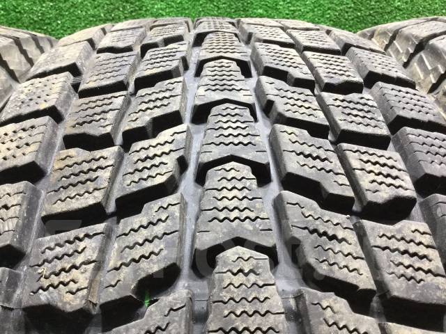 Данлоп грандтрек sj6. Dunlop Grandtrek sj6 235/65 r17. Dunlop Grandtrek sj6 4 шт. Автомобильная шина Dunlop Grandtrek sj6 265/65 r17 112q зимняя.