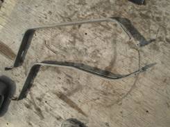 Крепление бака. Mazda Revue, DB3PA, DB5PA Mazda Demio, DW3W, DW5W Ford Festiva, DW3WF, DW5WF