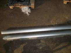Порог пластиковый. Toyota Avensis, AZT250, AZT250L, AZT250W