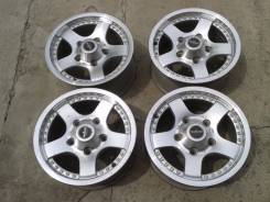 4 Racing. 8.0x16, 5x150.00, ET45, ЦО 110,0 мм.