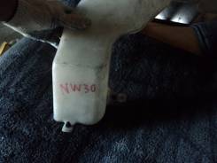Бачок стеклоомывателя. Nissan Largo, NCW30, NW30, VNW30, VW30, W30 Двигатели: CD20ETI, CD20TI, KA24DE