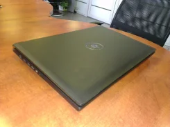 DNS Extreme. 15", 2,2����, ��� 8 ��, ���� 500���, WiFi, Bluetooth, ����������� �� 1��.