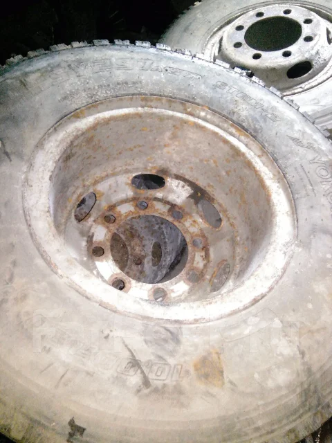 Bridgestone. 7.0x20", ET163 ����