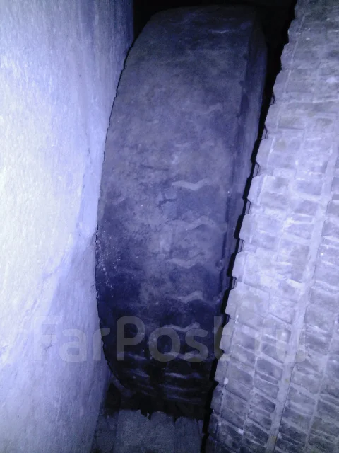 Bridgestone. 7.0x20", ET163 ����
