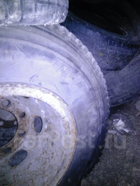 Bridgestone. 7.0x20", ET163 ����