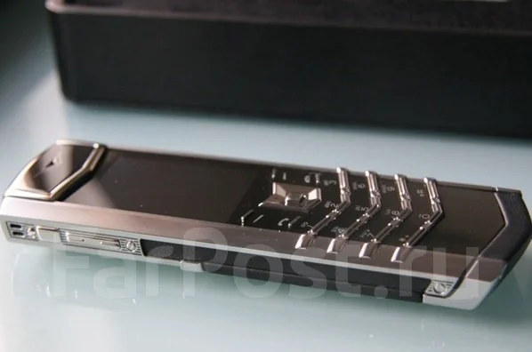 Vertu Signature. �����, ���������� ����