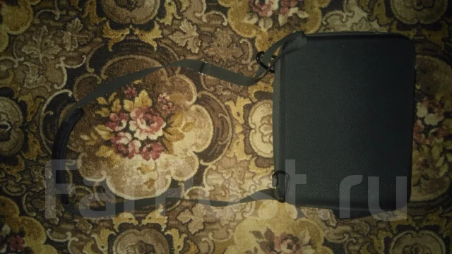 Samsung N220. 9", 1,7����, ��� 2048 ��, ���� 250���, WiFi: 1, ����������� �� 6��. ��� ����� �� ������������ ����