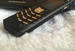 Vertu Signature. Новый, Желтый, Золотой, Черный