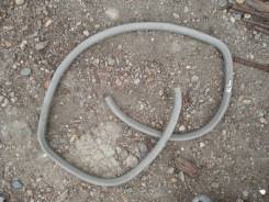 Уплотнитель двери багажника. Mazda Demio, DW3W, DW5W Ford Festiva, DW3WF, DW5WF