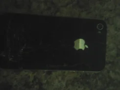 Apple iPhone 4 32Gb ����