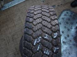 Nokian Hakkapeliitta 09. Зимние, шипованные, износ: 5%, 1 шт