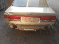 Задняя часть автомобиля. Nissan Sunny, FNB15