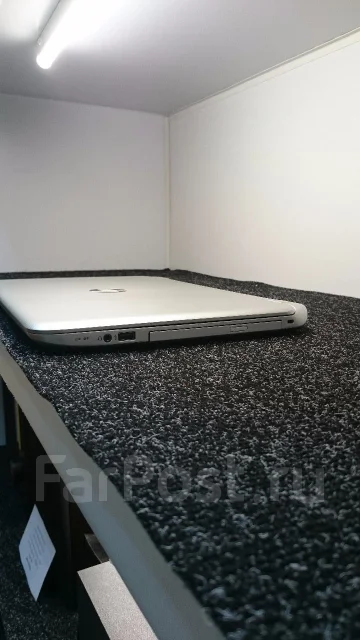 HP Pavilion 15. 15.6", 2,7����, ��� 6 ��, ���� 750���, WiFi: 1, Bluetooth: 1, ����������� �� 3��. ����