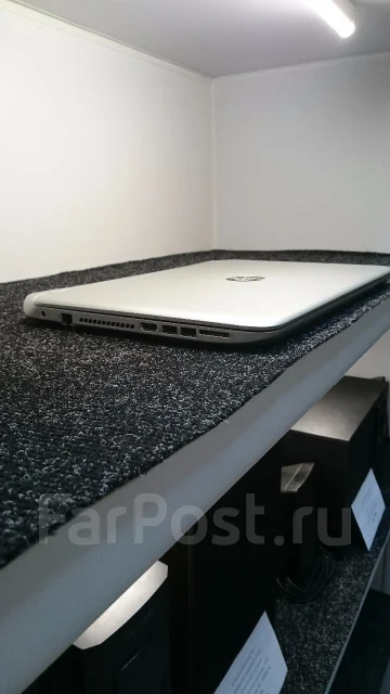 HP Pavilion 15. 15.6", 2,7����, ��� 6 ��, ���� 750���, WiFi: 1, Bluetooth: 1, ����������� �� 3��. ����
