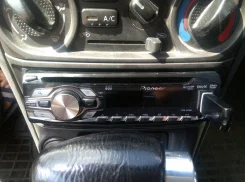 Pioneer DVH-340UB ����
