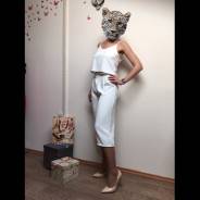 Костюмы. 42, 44
