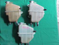 Расширительный бачок. Mitsubishi Delica Space Gear, PD4W, PF8W, PC5W, PD6W, PD5V, PF6W, PB4W, PC4W, PA4W, PD8W, PA3V, PB5W, PA5W, PB6W, PB5V, PE8W, PA...