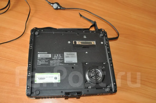 Panasonic Toughbook CF-18. 10.4", 1 200����, ��� 512 ��, ���� 60���, WiFi: 1, Bluetooth: 1, ����������� �� 2��. ����