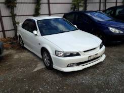 Решетка радиатора. Honda Accord, CF4