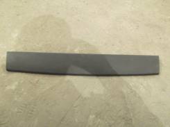 Накладка на дверь багажника. Nissan X-Trail, DNT31, NT31, T31R, T31, TNT31 Двигатели: QR25DE, M9R, MR20DE