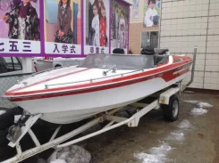Tohatsu. 2000 ���, ����� 4,5��., ��������� ���������, 70��.�., ������ ����