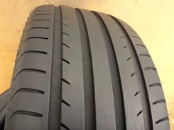 Vredestein Ultrac Cento. ������, �/�, ����� 30�%