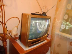 Funai. CRT (���) ����
