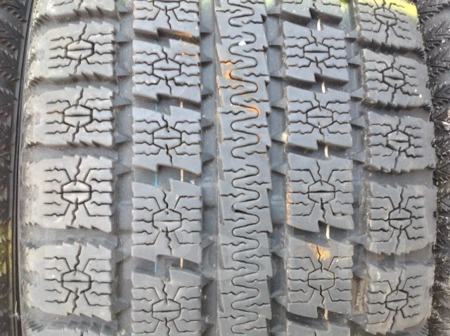 Toyo Observe Garit G4. �����������, 2006 ���, �/�, ����� 20 % ����