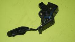 Педаль акселератора. Toyota Wish, ANE11W Двигатель 1AZFSE