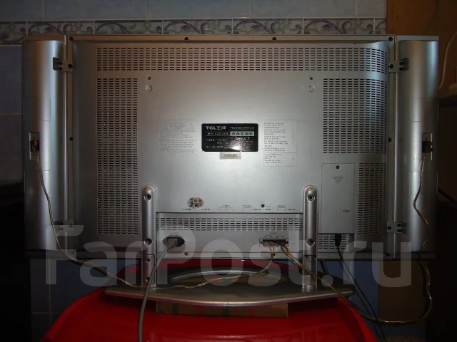 TCL. LCD (��) ����