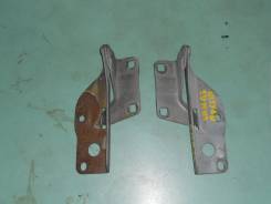 Крепление капота. Nissan Navara Nissan Pathfinder Nissan Sunny, SB15, B15, JB15, FNB15, FB15, QB15 Двигатели: V9X, VQ40DE, SR16VE, QG13DE, QG18DD, YD2...