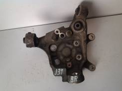 Кулак поворотный. Nissan Teana, J31