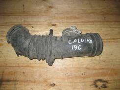 Патрубок воздухозаборника. Toyota Corona, ST210, ST215 Toyota Carina, ST215 Toyota Caldina, ST215, ST191, ST195, ST198, ST210 Двигатель 3SFE
