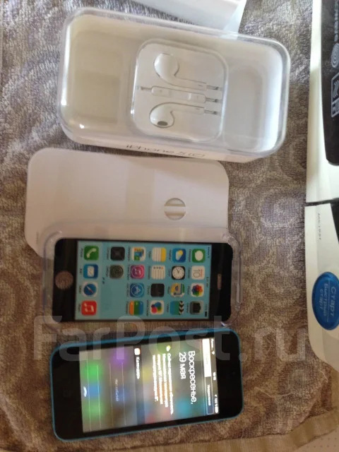 Apple iPhone 5c. �/� ����