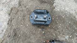 Подушка коробки передач. Nissan Terrano, RR50, JRR50 Nissan Terrano Regulus, JRR50 Двигатели: QD32ETI, QD32TI