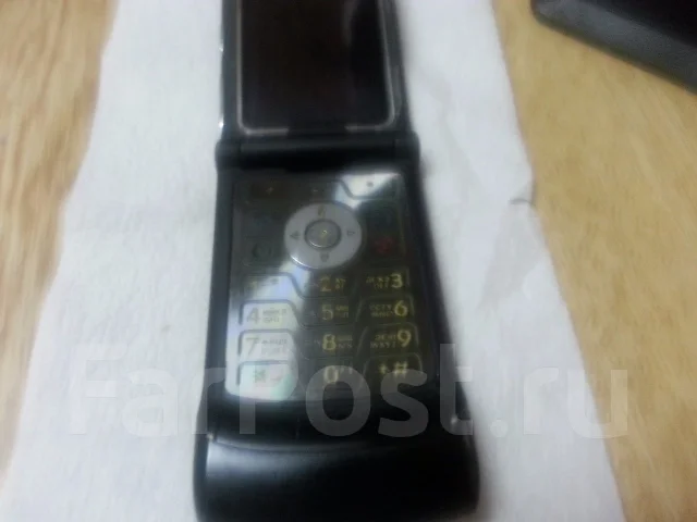 Motorola RAZR V3. �/�. ��� ����� �� ������������ ����