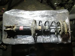 ������ �������� ����� Toyota Corsa KYB ����