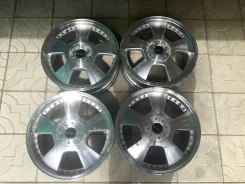 Bolzanos. 7.5x18", 4x114.3, 5x114.3, ET42, �� 73���. ����