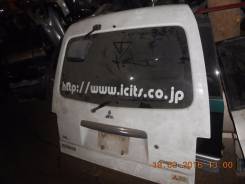 Дверь багажника. Mitsubishi Delica